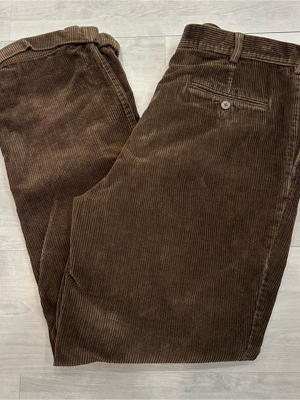 Jos A Bank Mens Corduroy Pants 36x34 Brown Pleated Front Cuffed Preppy